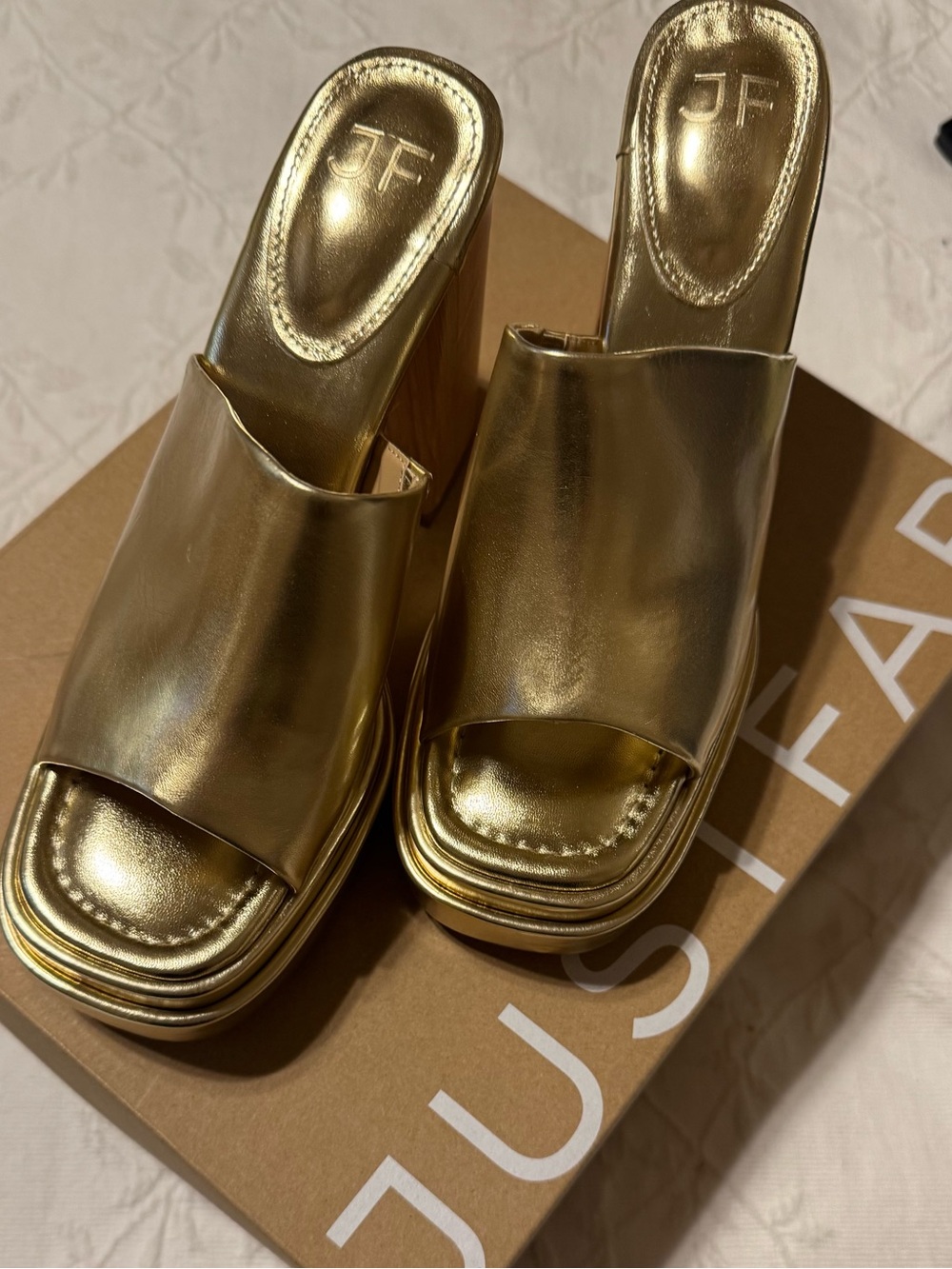 NIB JustFab Metallic Gold Open-Toe Platform Mule